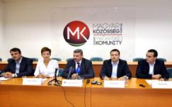 Bemutatta a választási listáján induló polgári aktivistákat az MKP