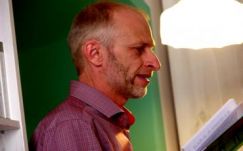 Felolvasó-éjszaka Magyari Tivadarral a Kofferben