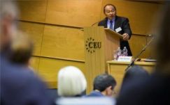 Francis Fukuyama filozófust sokkolta Orbán Viktor