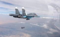 Együtt bombázták az IÁ-t az oroszok és az amerikaik