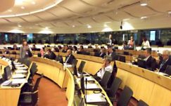 Helyi szinten, mégis „nagyban” gondolkodni