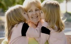 Tervezet: hamarabb nyugdíjba mehetnek, akik az átkosban legalább 3 gyereket szültek 