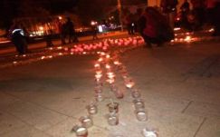 Erdélyszerte gyújtottak gyertyát a szegényekért