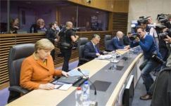 Migrációs csúcs: többen Athén felelősségét pedzegetik