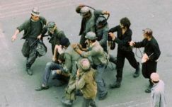 Bukaresti bányászjárás: felelősségre vonás vagy színjáték?