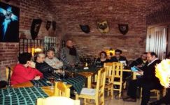 MÚRE-klub köszöntőkkel, könyvbemutatóval