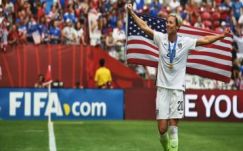 Visszavonul a világ legeredményesebb labdarúgója