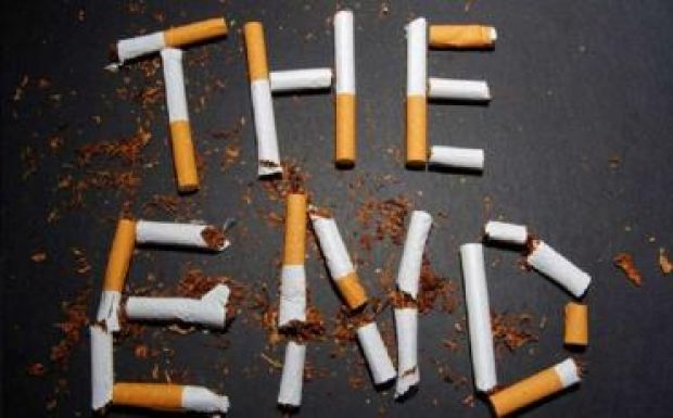 Petíció: tiltsák be a klubokban is a cigarettázást!