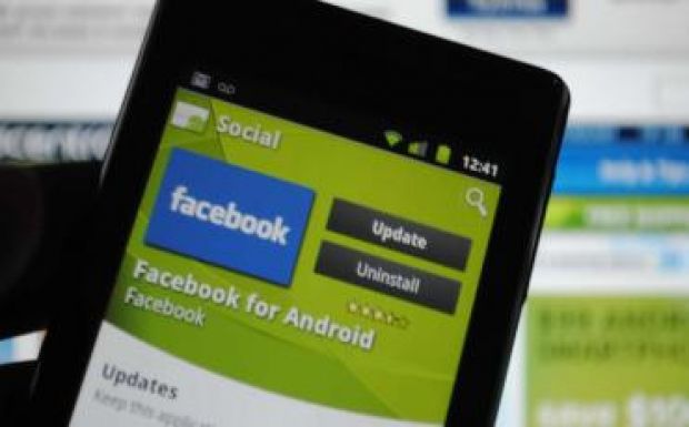 Androidos telefonokat kényszerítenek a Facebook egyes dolgozóira