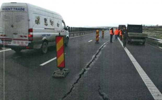 Büntetőjogi feljelentést tettek a lezárt autópálya kivitelezője ellen