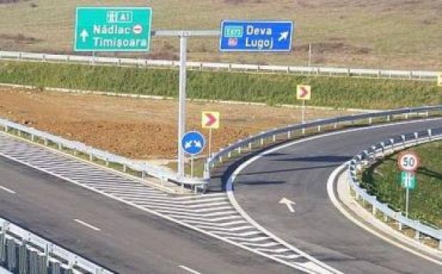 Újabb autópályaszakaszt bonthatnak el