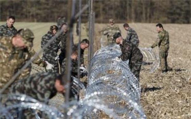 Jobbik: kezdjék meg a magyar-román határzár kiépítését!