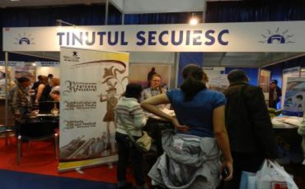 Székelyföld stand Bukarestben: a hagyományos disznóvágás után is érdeklődtek