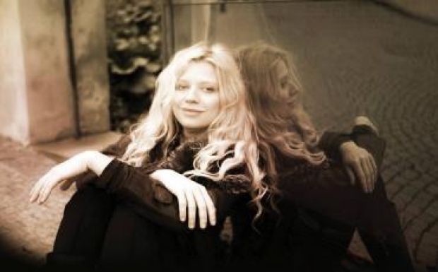 Szép, szőke, zseniális és Putyin-párti: Valentina Lisitsa most Budapesten borzolja a kedélyeket