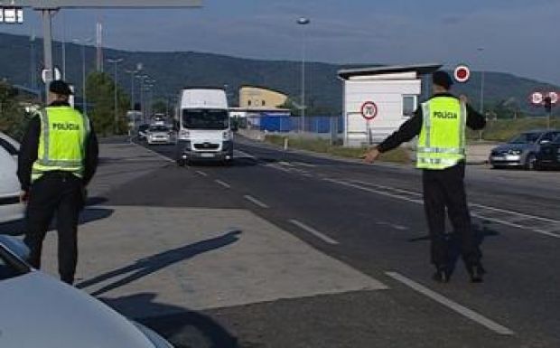 Szlovákiában két Franciaországből érkezett külföldit kapcsoltak le