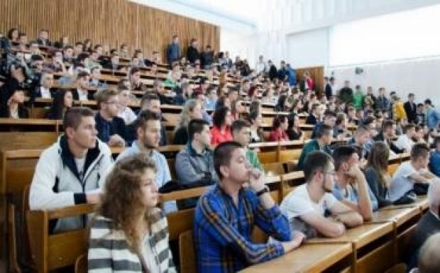 Miben különböznek a kolozsvári román és magyar hallgatók?