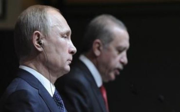 Erdogan Putyinnak: ne játsszál a tűzzel!