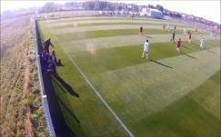 Egy fociedző kórházba juttatta 16 éves játékosát egy mekis vacsi miatt