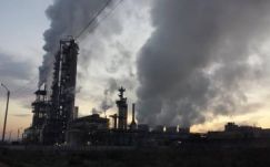 Beszerelték a tisztítóberendezést a vásárhelyi kombinátba, mégis ontja magából a füstöt