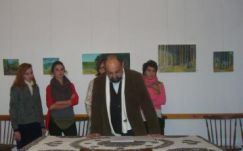 A csejdi tábor alkotásaiból nyílt kiállítás Marosvásárhelyen