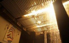 Térfigyelő kamerák is rögzítették a bukaresti tragédiát