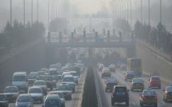 Olyan szmog van Budapesten, hogy egyes autók nem közlekedhetnek