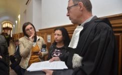 Újratárgyalja a Kolozs megyei törvényszék a kolozsvári helységnévtáblák ügyét