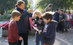 A tájfutást népszerűsítik Csíkszeredában is a kisdiákok körében