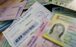 Határon túli magyarok is kapnak e-kártyát