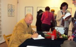 A toronyba zárt anyanyelv Szucher Ervin riportkötetében 