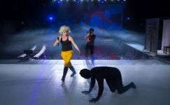 Szürreális játéktér: Julie kisasszony Tarkovszkij jelenetekkel