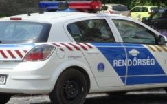 Egy pultoslány miatt garázdálkodott három romániai férfi Magyarországon