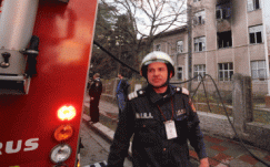 Felgyúlt a vasutaskórház Piskiben, kimenekítették a betegeket