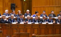 Változások küszöbén – publicistáink a kormányalakításról és a levélszavazásról