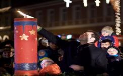 Vasárnap gyúlnak ki Sepsiszentgyörgy adventi fényei