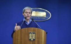 „Ha Dacian Cioloș sérti a pártok érdekeit, azonnal megbuktatják”