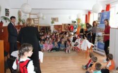 Könnyebben tanulhatnak románul az óvodások Hargita megyében