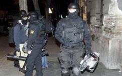 Bombalabort is találtak a magyarországi terrorellenes akcióban