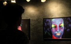 Különleges tárlat a Nőről a Kolozsvári Rádió galériájában