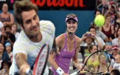 Martina Hingis szemet vetett Roger Federerre, válaszra vár