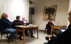 Csíki újságírók a kötetbe rögzített emlékezetért