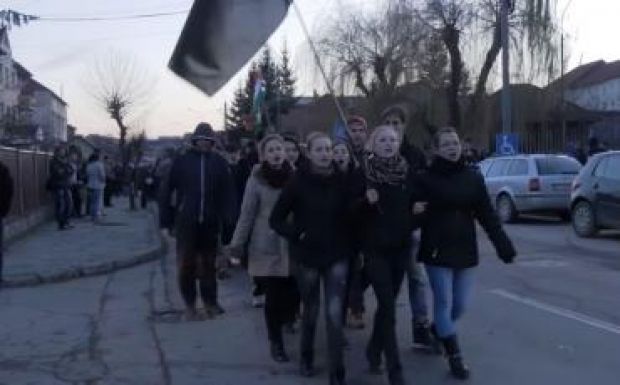 Szőcs Levente: Védjük meg Bekét, de ne legyünk Bekék!