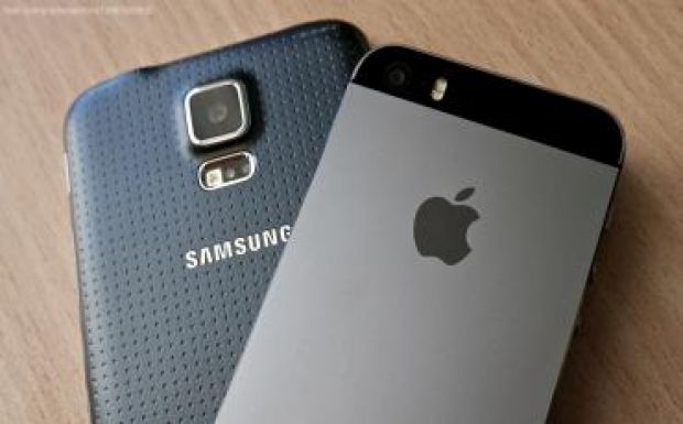 Eldőlt: rengeteget fizet a Samsung az Apple-nek