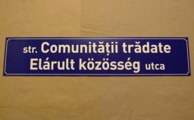 Karácsonyi ajándék Marosvásárhely elöljáróinak a gerillacsoporttól