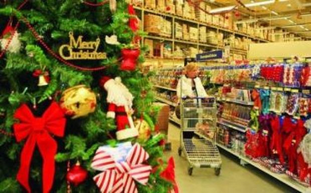 A lakosság többsége kordában tartja kiadásait az ünnepek alatt 