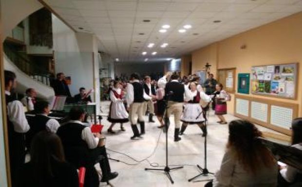 Karácsonyoznak a csíkszeredai Sapientián