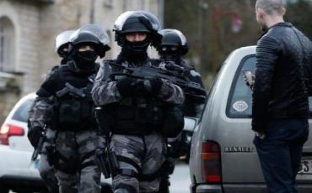 Terrortámadást hiúsítottak meg Franciaországban