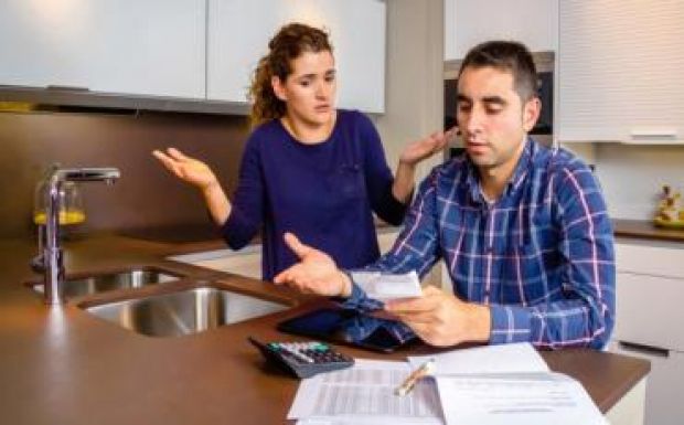 Elhalasztották a magáncsődről szóló törvény alkalmazását