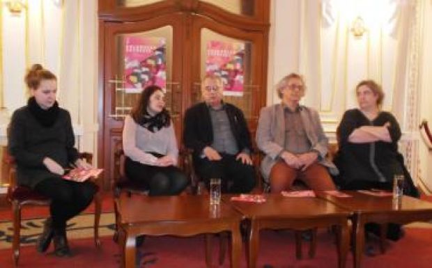 Fejest ugranak a múltba a nagyváradi színházban szilveszterkor