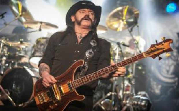 Meghalt a Motörhead frontembere